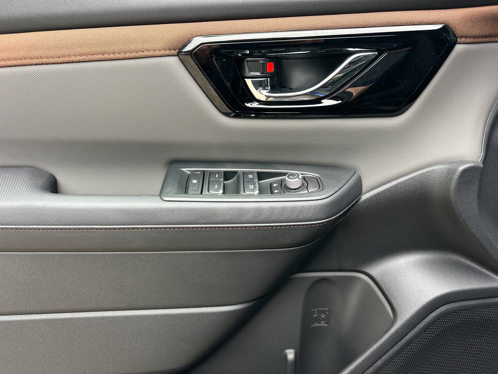 2025 Subaru Forester Sport - Photo 11