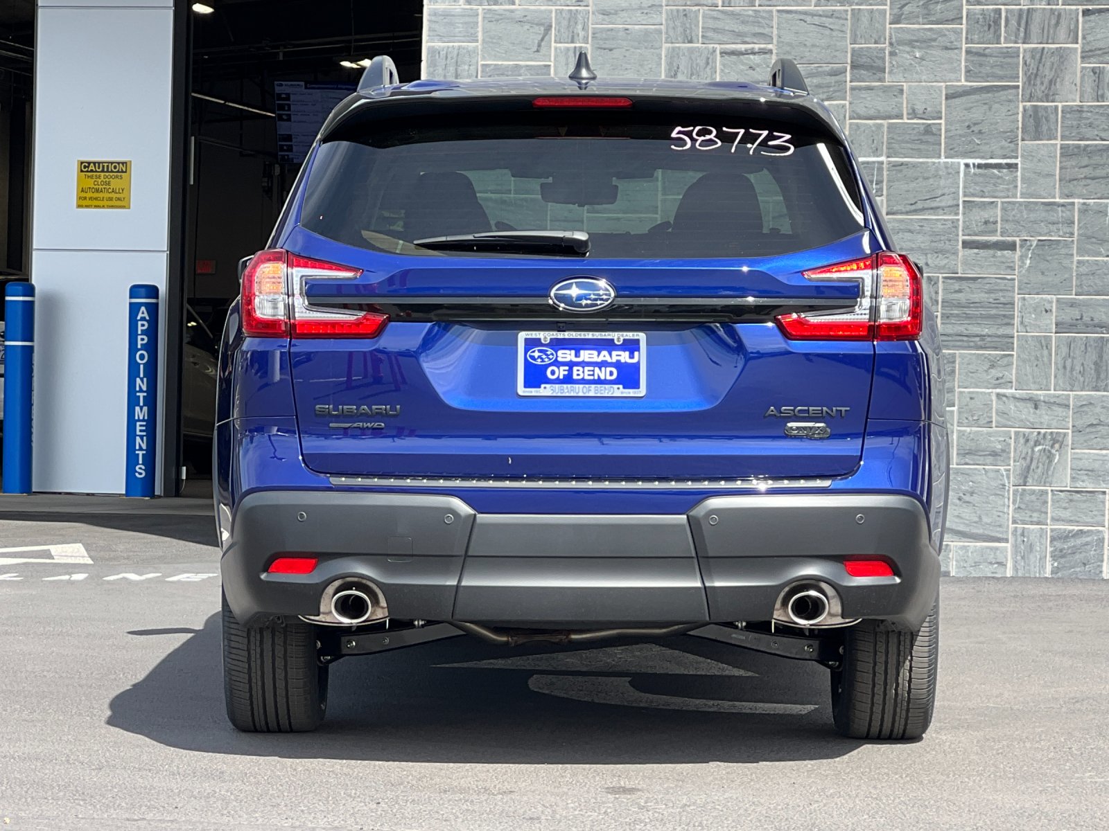 New 2026 SAPPHIRE BLUE PEARL Subaru Onyx Edition Touring 7-Passenger image 5