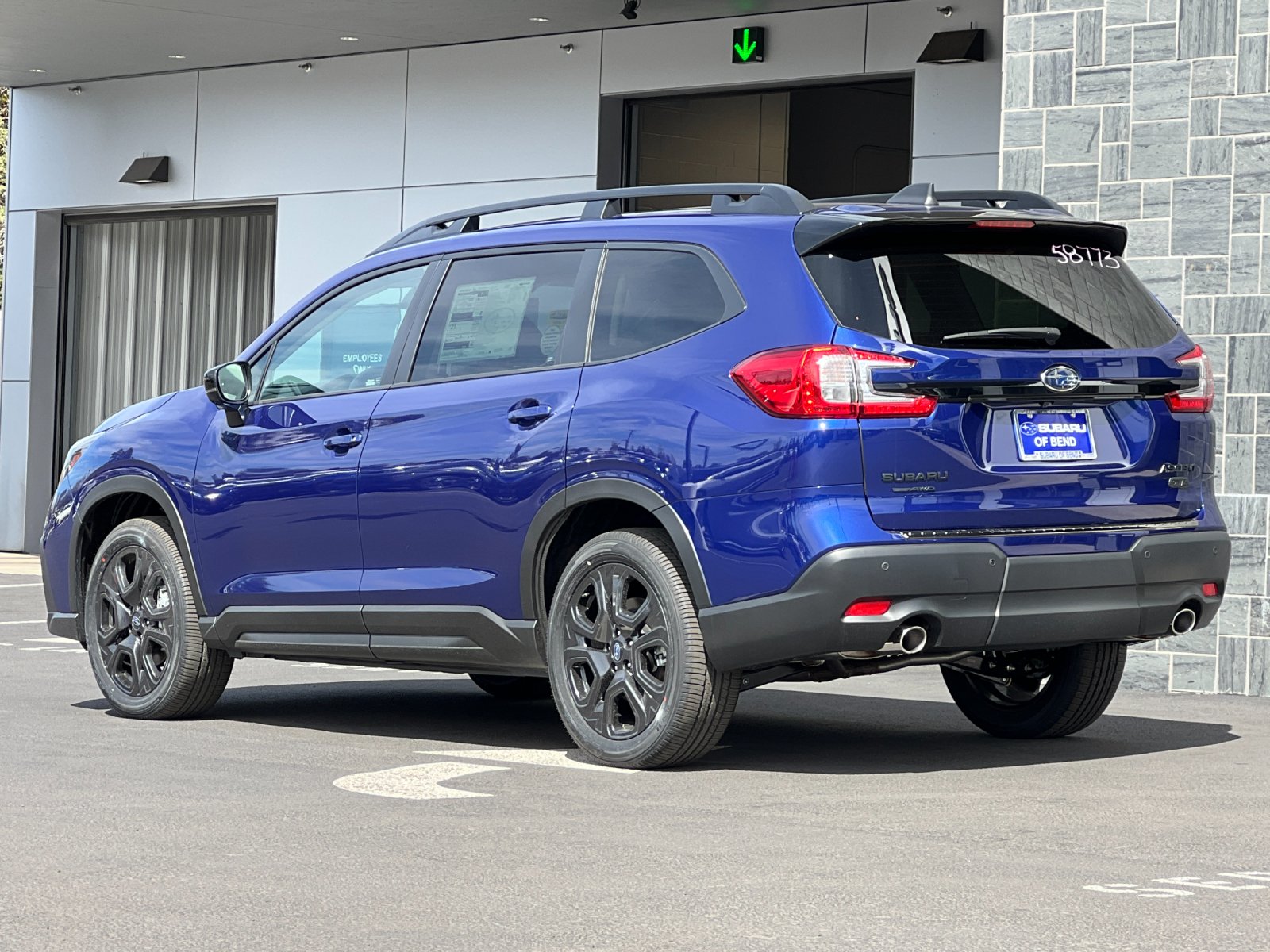 New 2026 SAPPHIRE BLUE PEARL Subaru Onyx Edition Touring 7-Passenger image 4