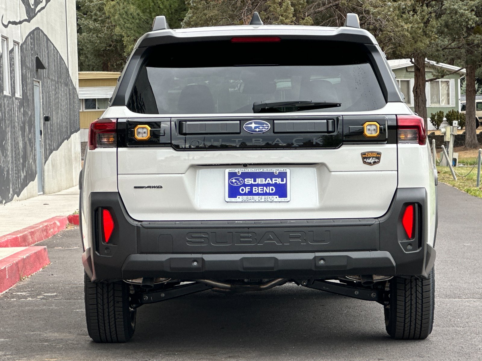 New 2026 CRYSTAL WHITE PEARL Subaru Wilderness image 5