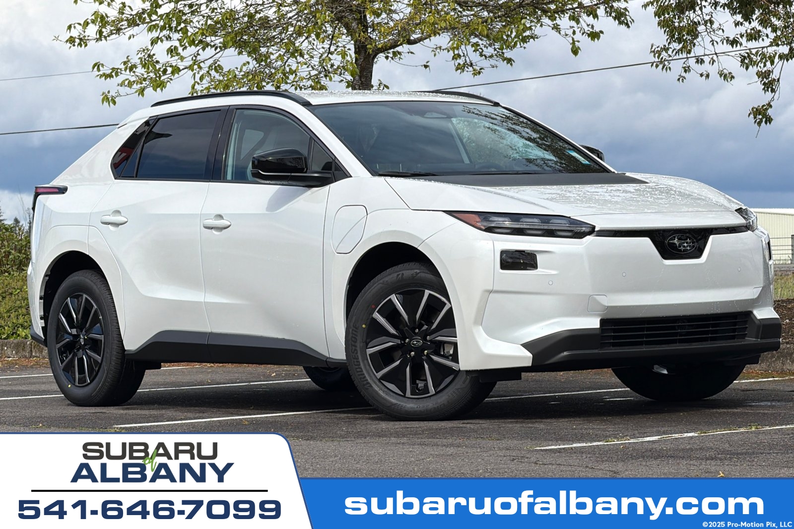 2026 Subaru Solterra Premium's photo