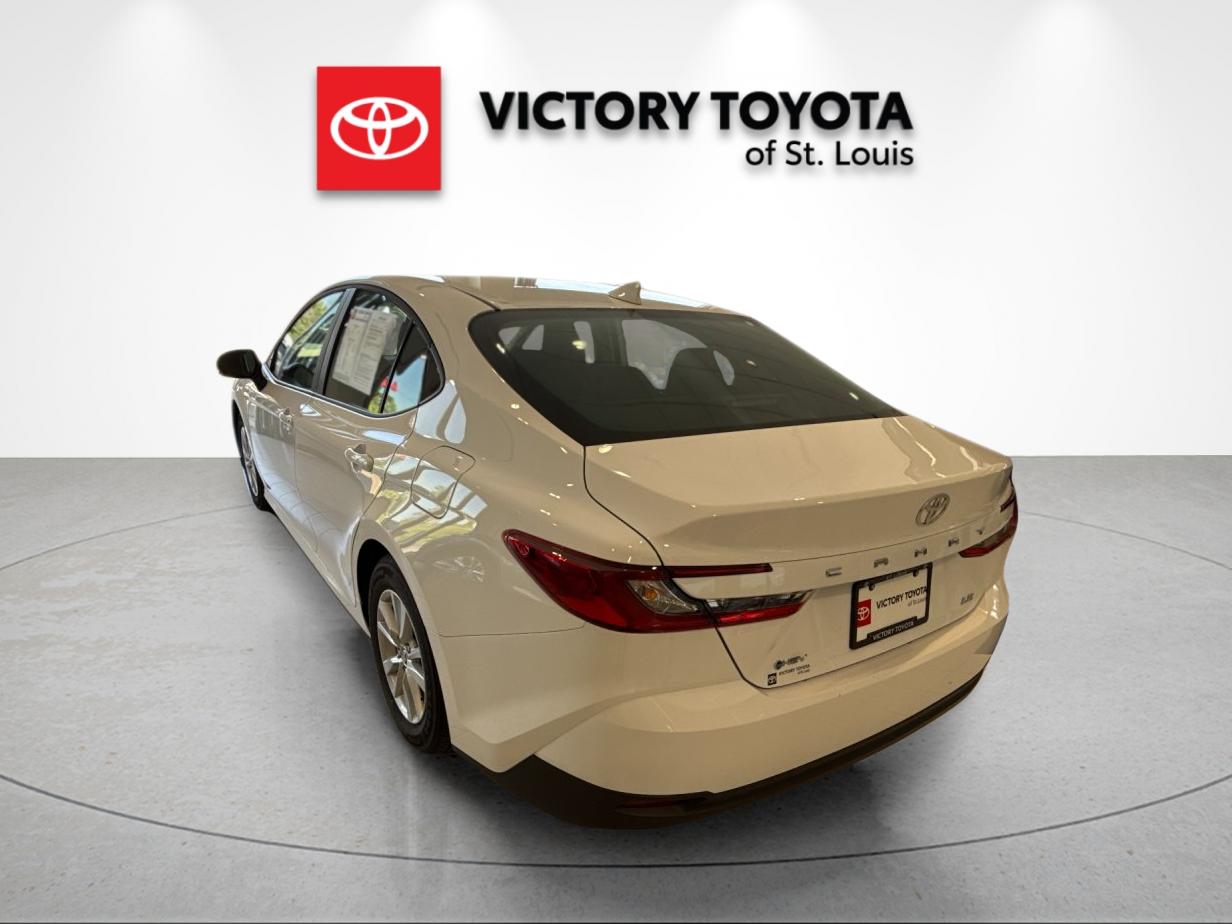 Used 2026 White Toyota LE image 5