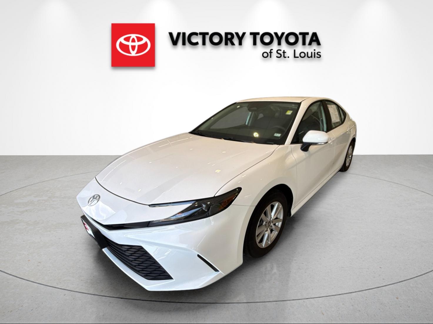 Used 2026 White Toyota LE image 7