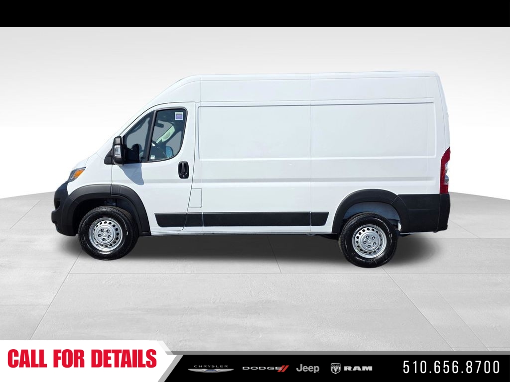New 2026 Bright White Clearcoat RAM Base image 8