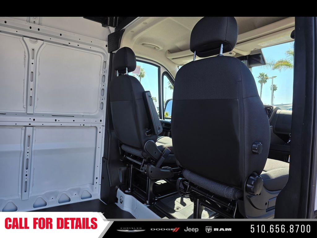 New 2026 Bright White Clearcoat RAM Base image 14