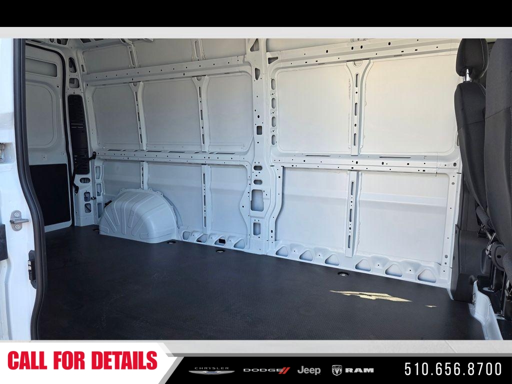New 2026 Bright White Clearcoat RAM Base image 15