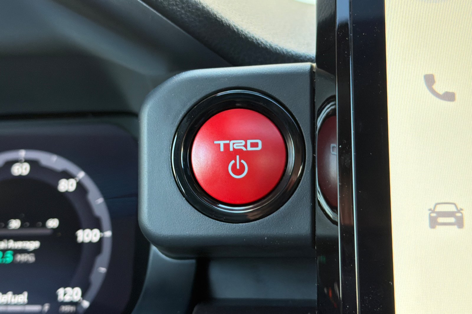 2026 Toyota Tacoma TRD Sport - Photo 19
