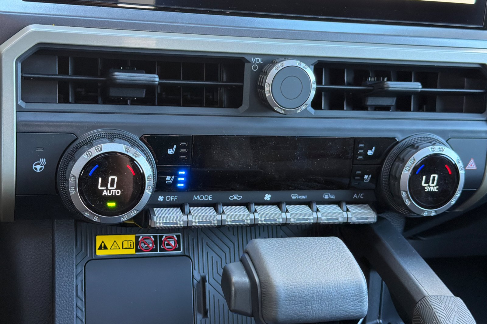 2026 Toyota Tacoma TRD Sport - Photo 17