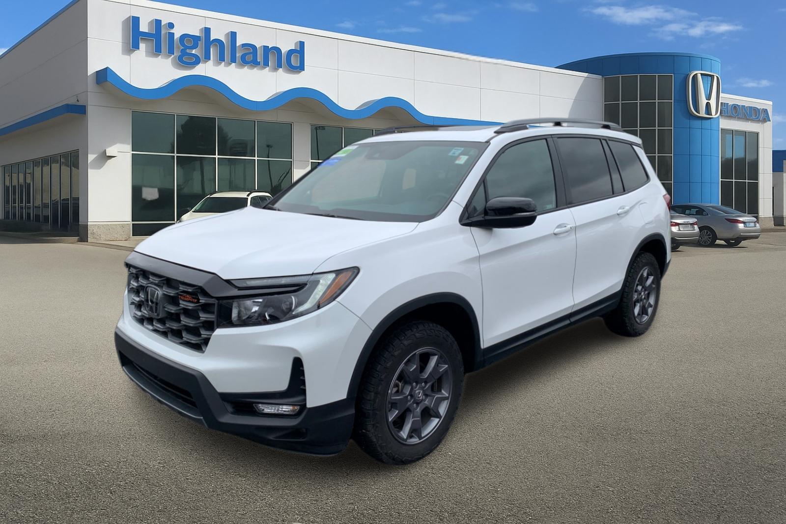 2024 Honda Passport 3.5 TrailSport 4WD Auto's photo