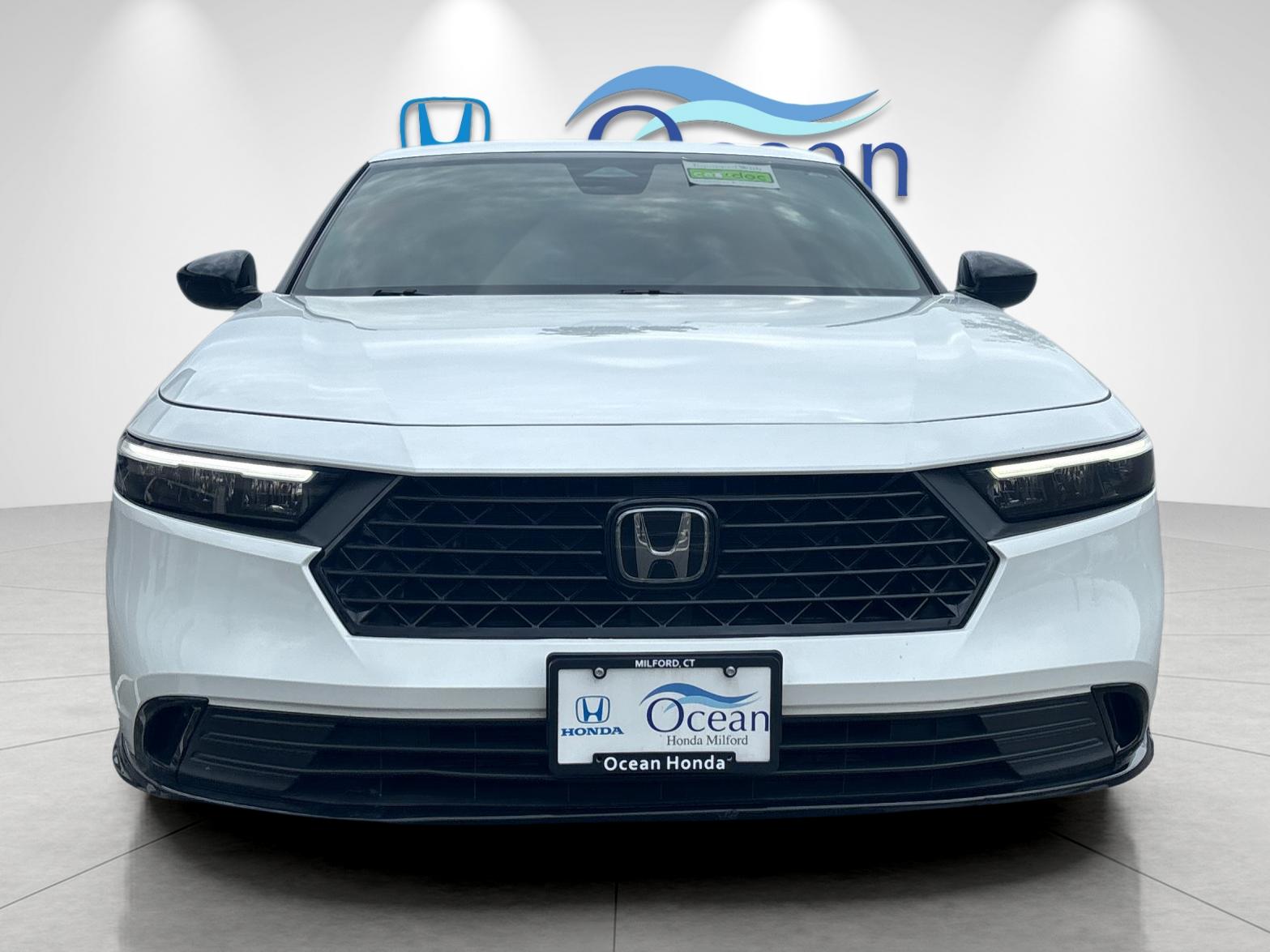 Used 2023 Platinum White Pearl Honda Sport-L image 8