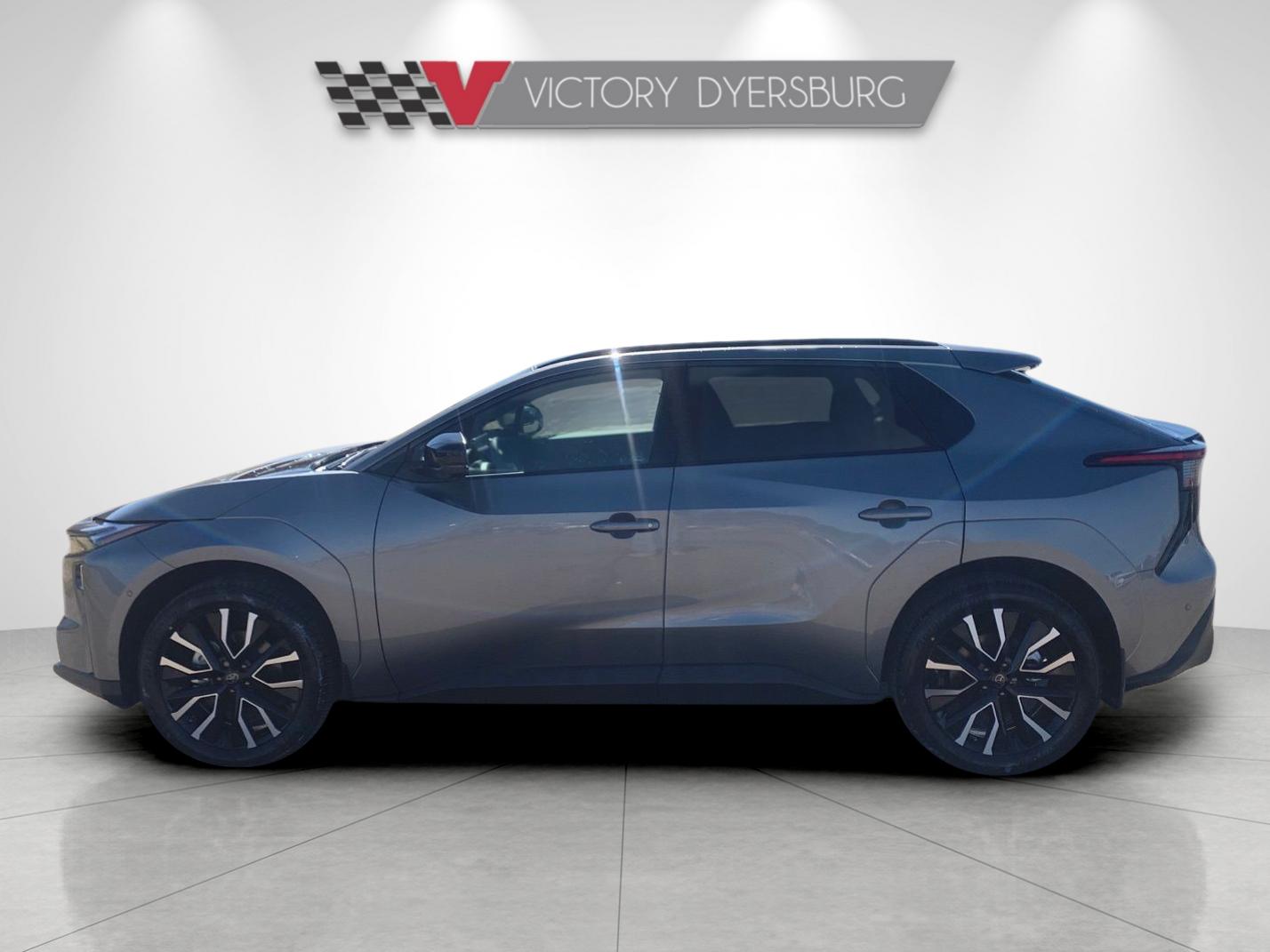 Used 2026  Toyota Limited image 4