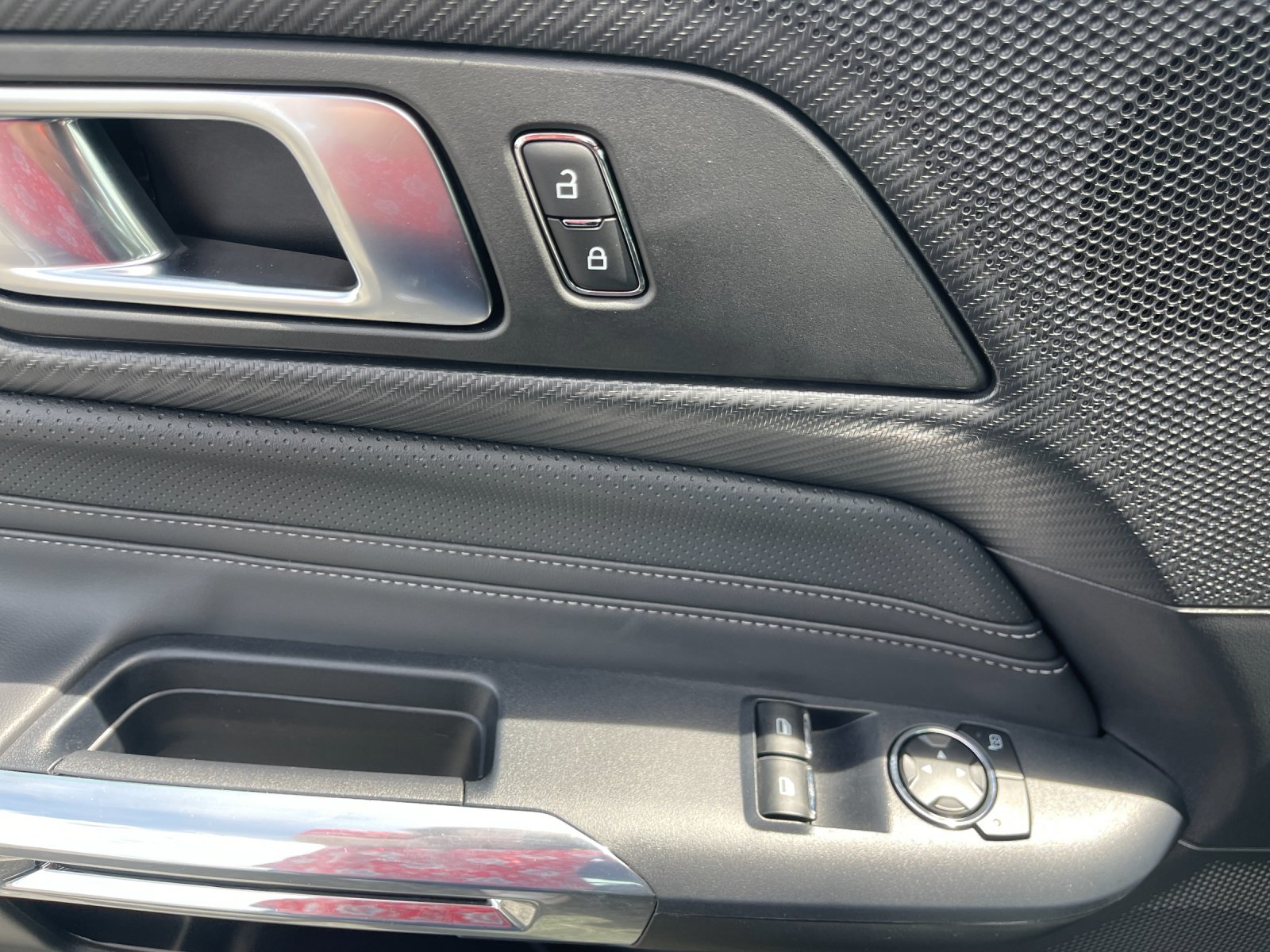 Used 2025 Black Ford GT Premium image 13