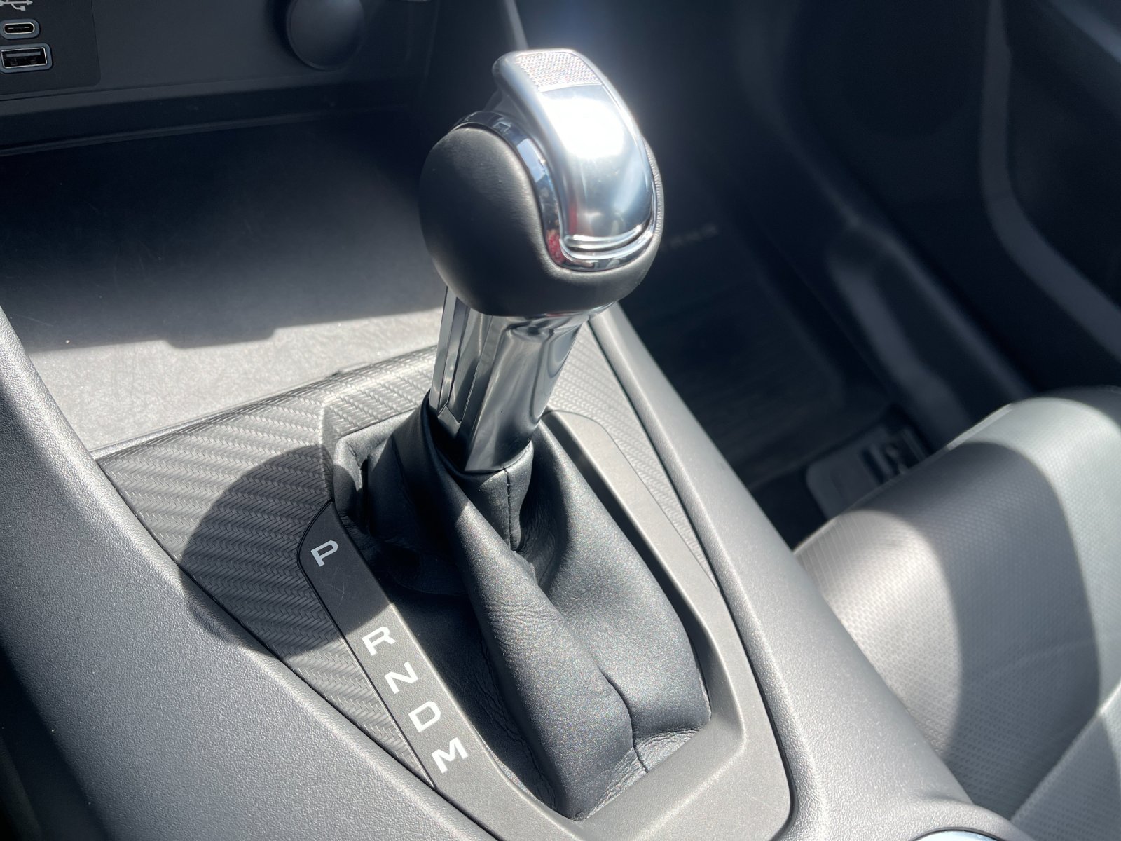 Used 2025 Black Ford GT Premium image 22