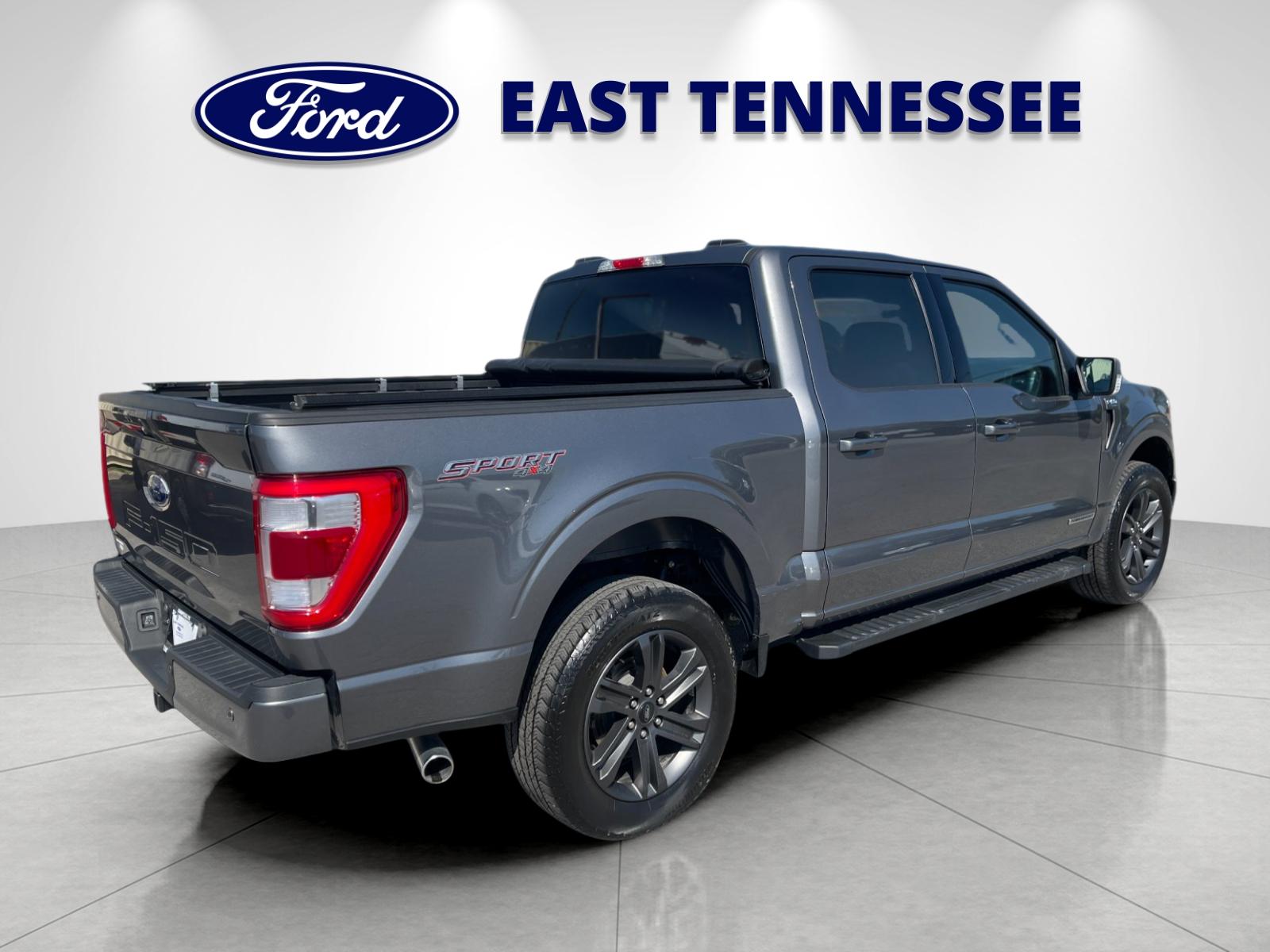 Used 2023 Gray Ford Lariat image 3