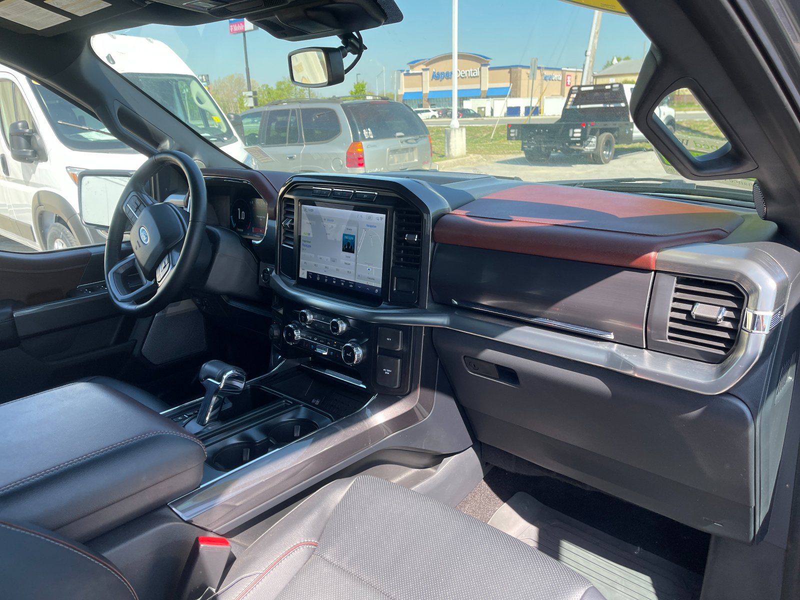 Used 2023 Gray Ford Lariat image 17