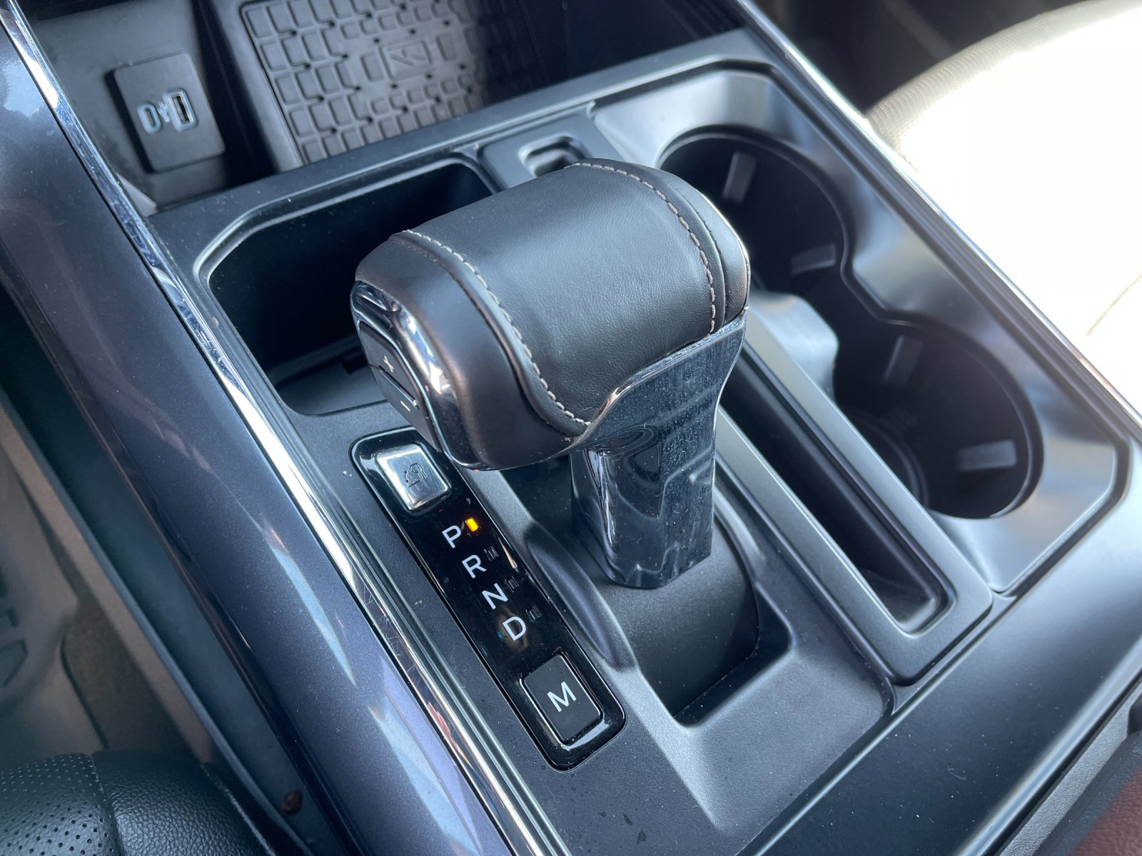 Used 2023 Gray Ford Lariat image 23