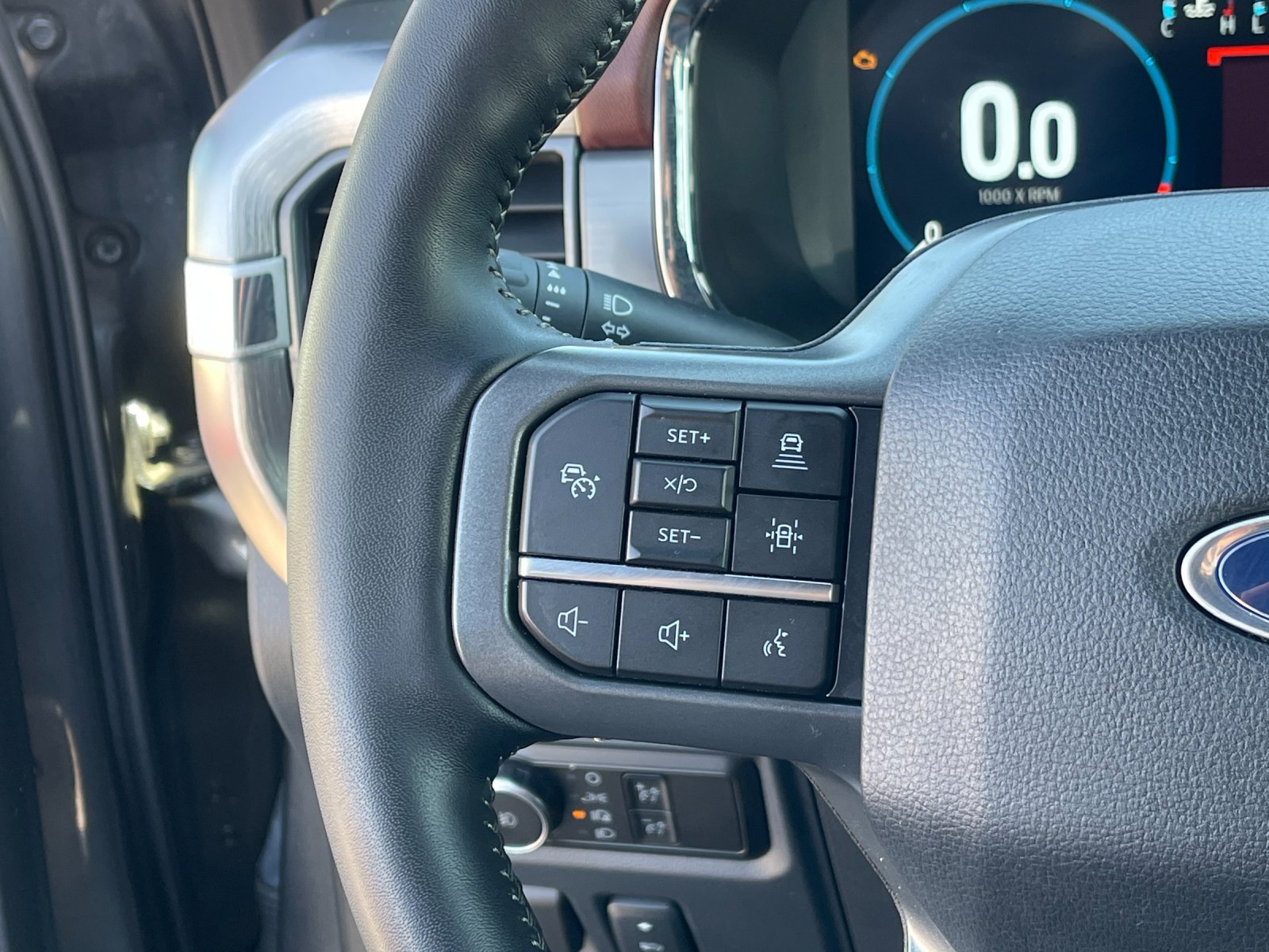 Used 2023 Gray Ford Lariat image 26