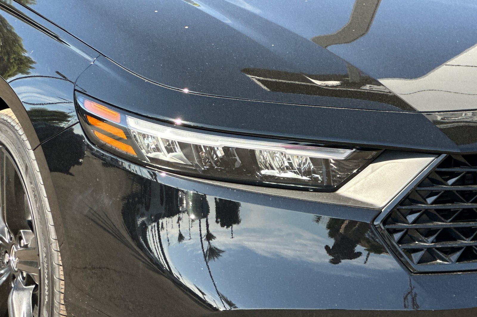 Certified Used 2025 Crystal Black Pearl Honda Sport-L image 27
