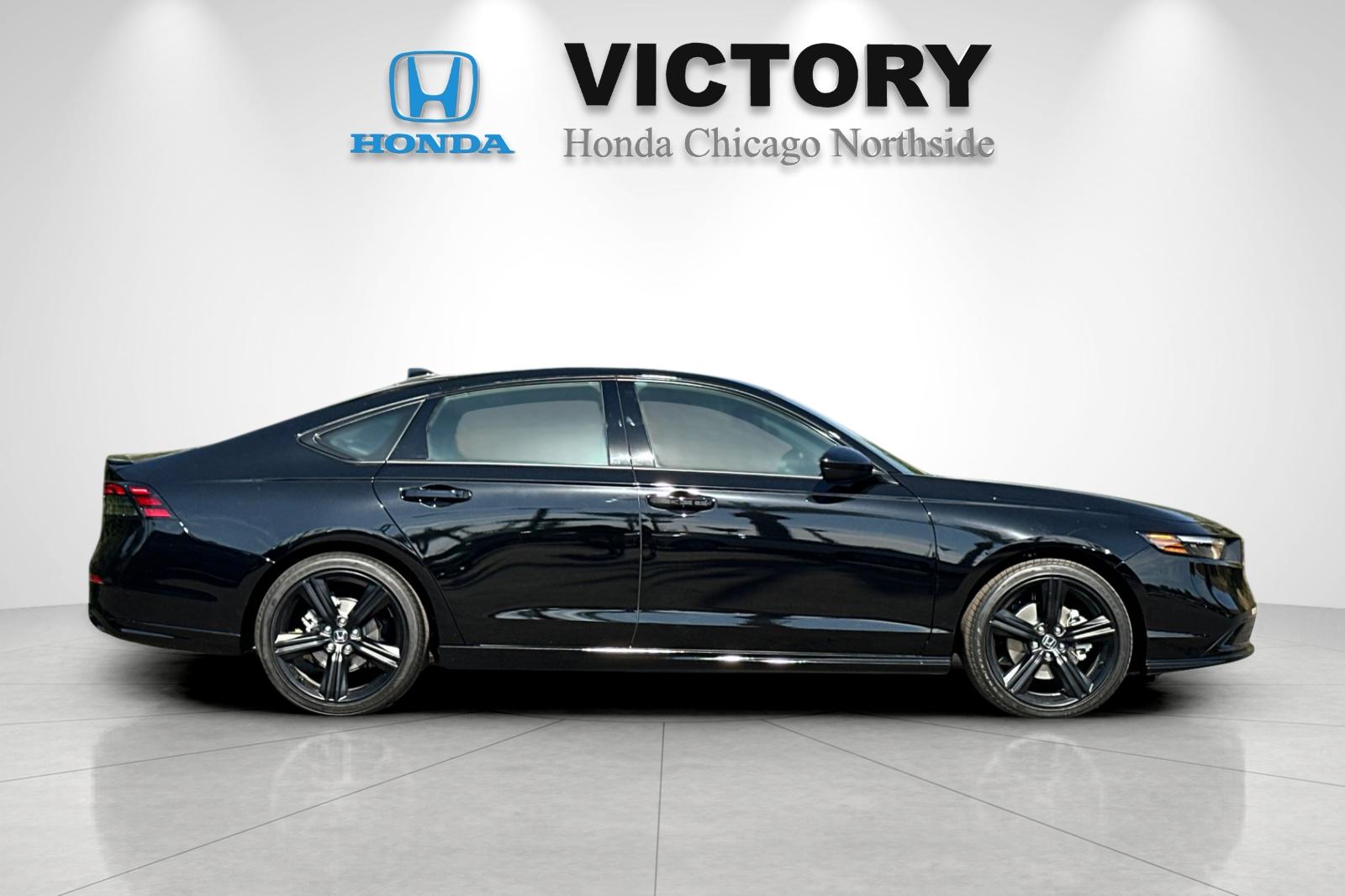 Certified Used 2025 Crystal Black Pearl Honda Sport-L image 6