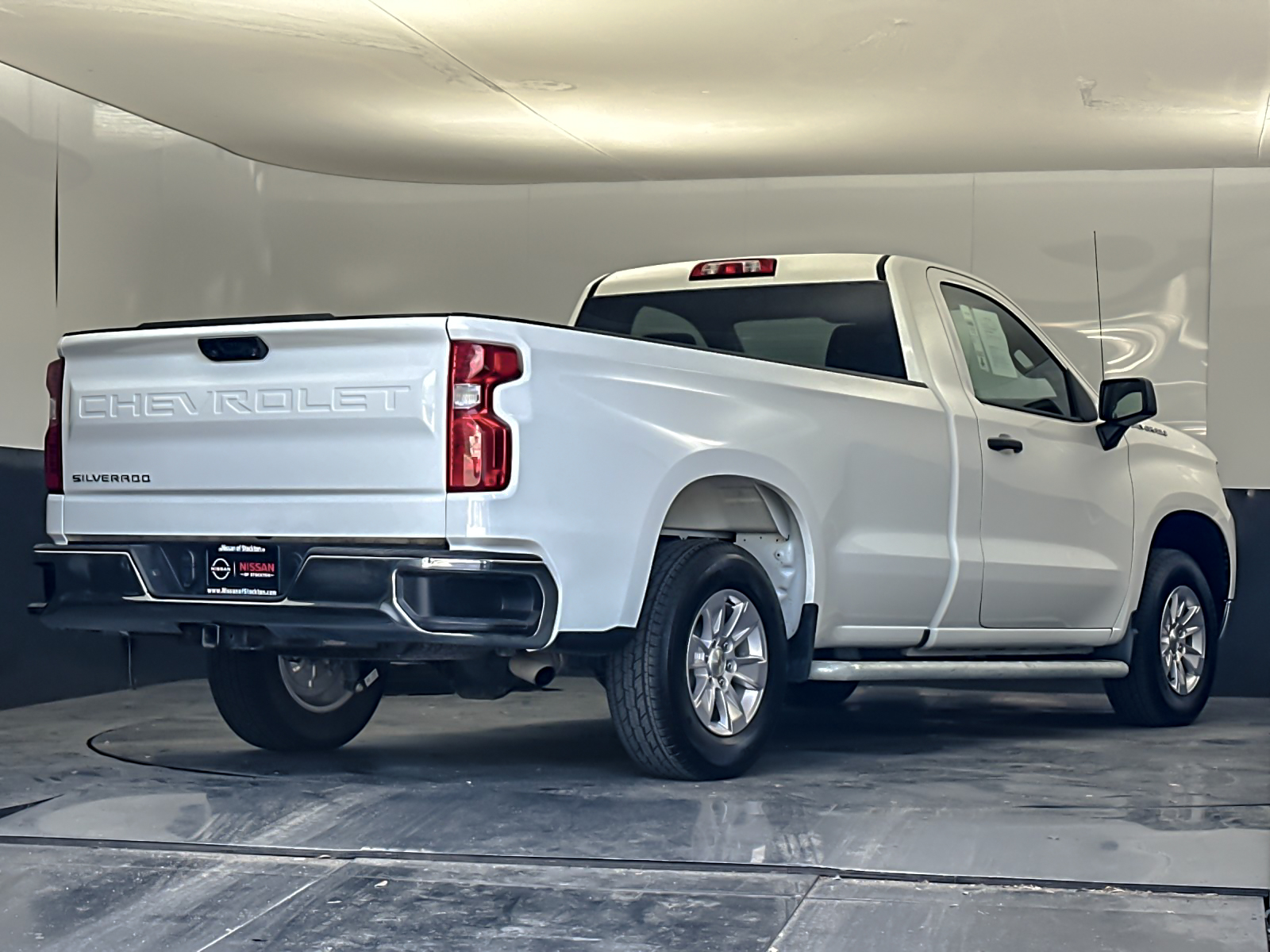 Used 2025 White Chevrolet WT image 3