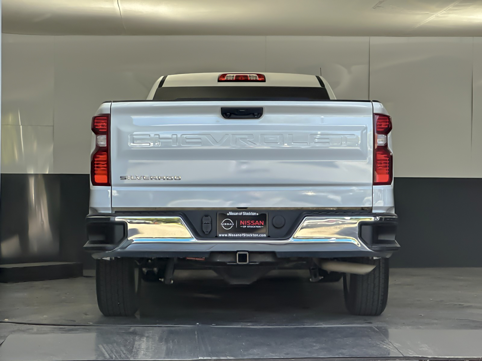 Used 2025 White Chevrolet WT image 4