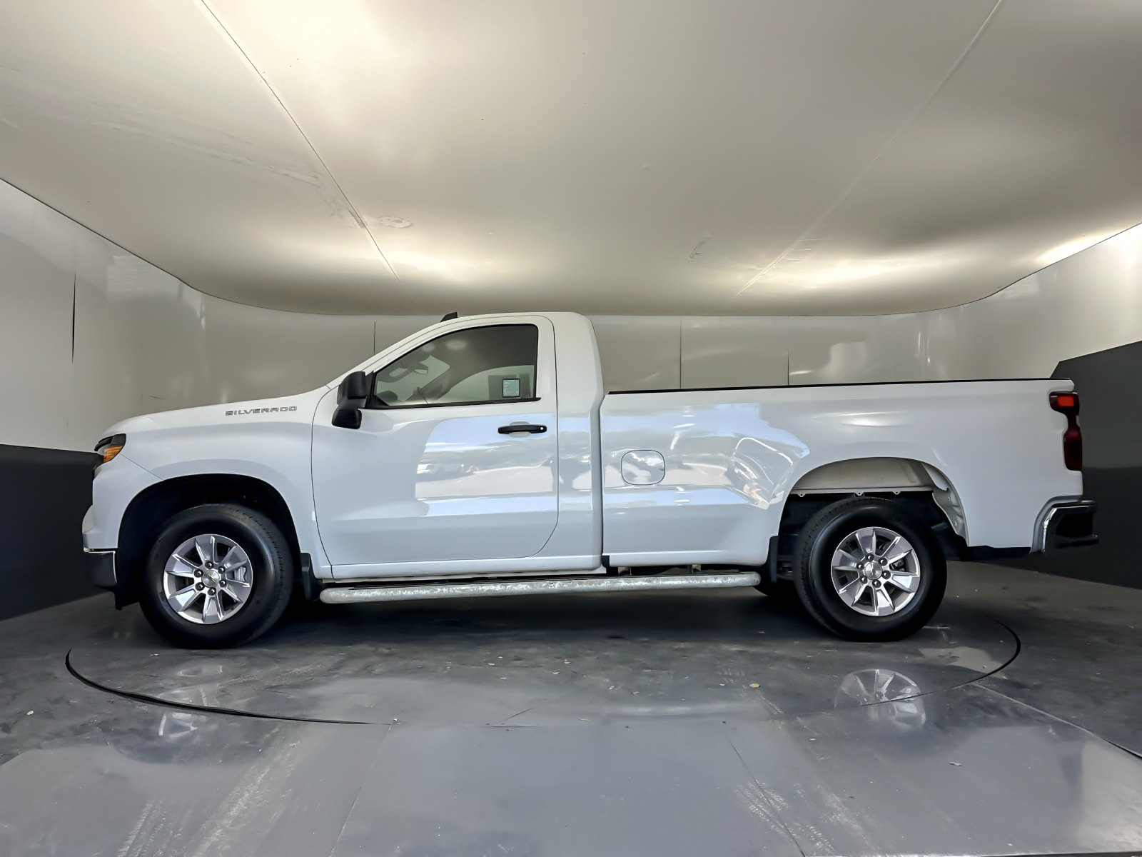 Used 2025 White Chevrolet WT image 6