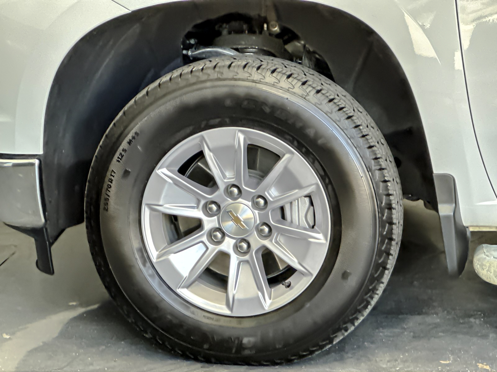Used 2025 White Chevrolet WT image 21