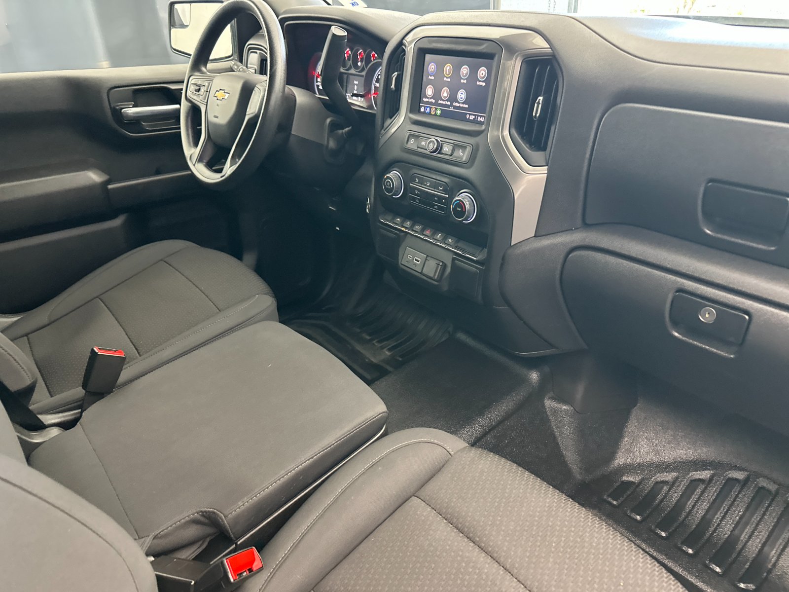Used 2025 White Chevrolet WT image 12