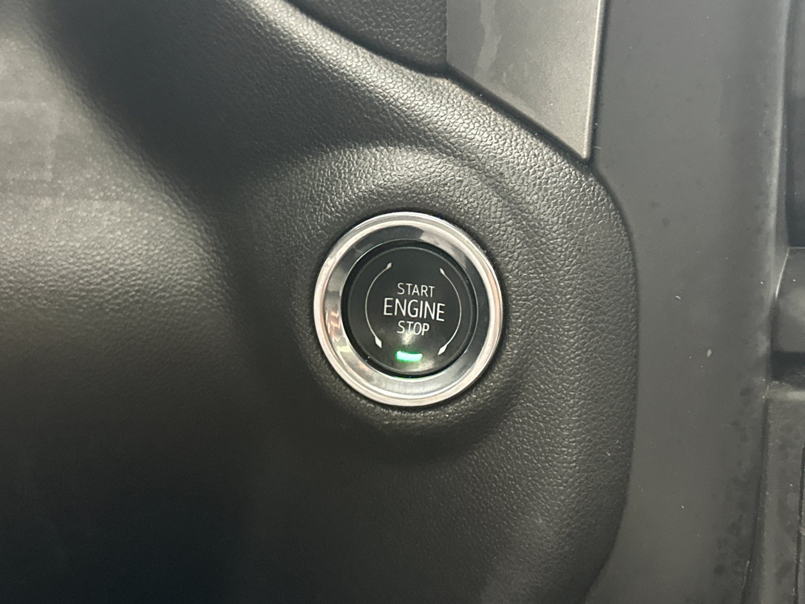 Used 2025 White Chevrolet WT image 18