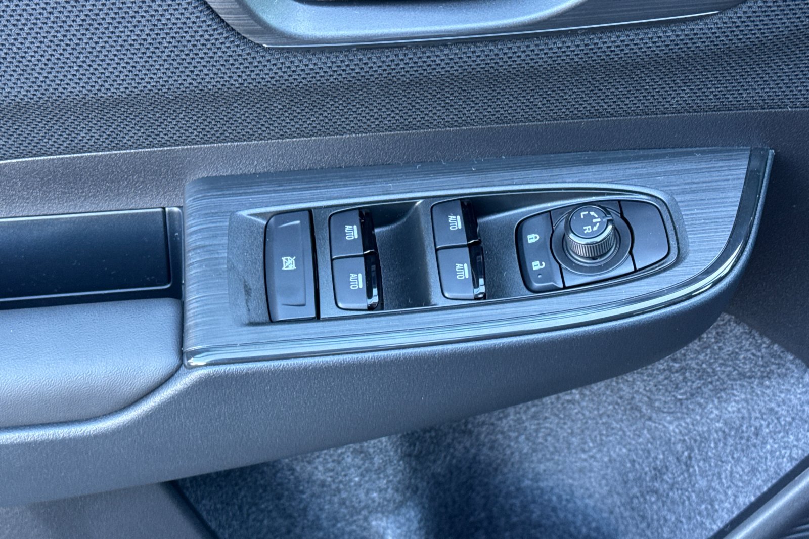 New 2026 ICE SILVER METALLIC Subaru Limited image 13