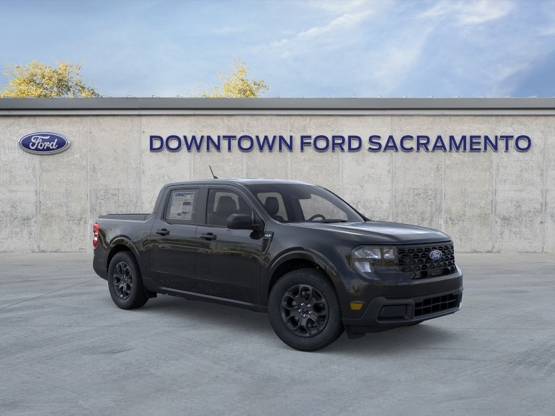 New 2026 Shadow Black Ford XLT image 32