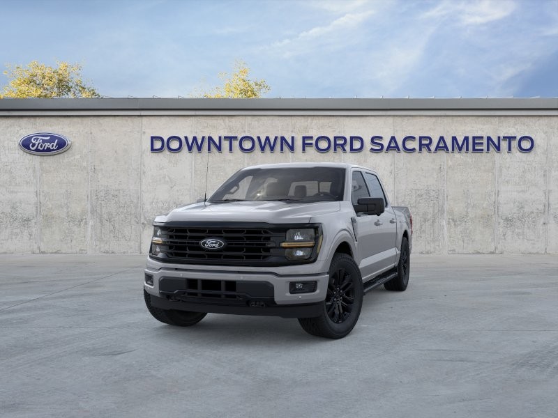 New 2026 Oxford White Ford XLT image 3