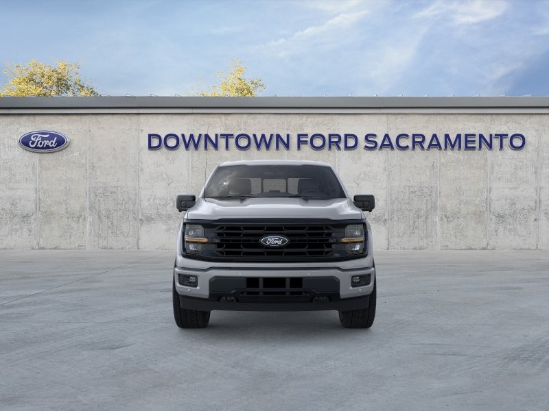 New 2026 Oxford White Ford XLT image 7