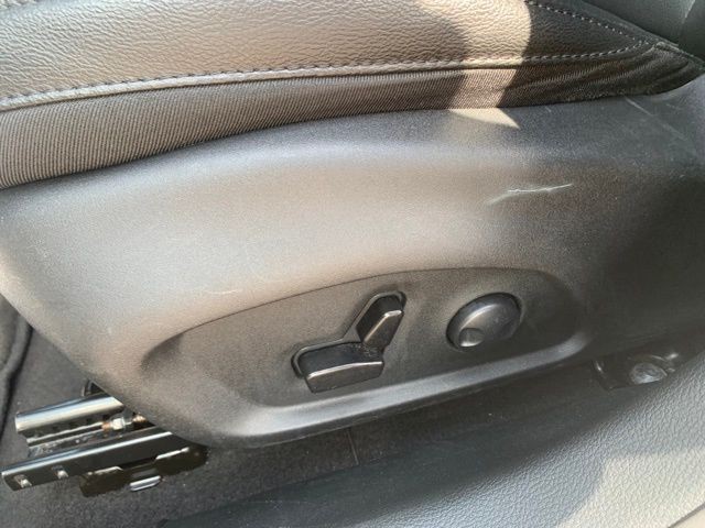 Used 2025 Bright White Clearcoat Jeep Limited image 14