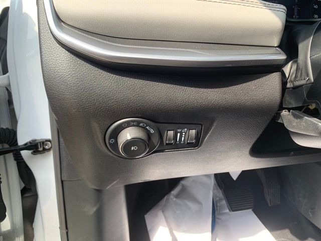 Used 2025 Bright White Clearcoat Jeep Limited image 15
