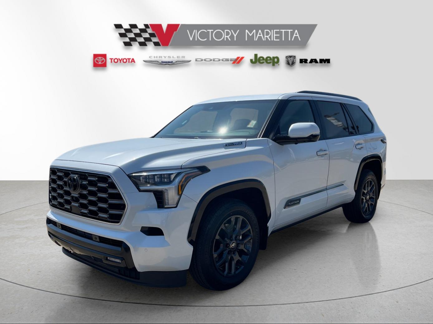2026 Toyota Sequoia Platinum 4WD i-FORCE MAX Hybrid's photo