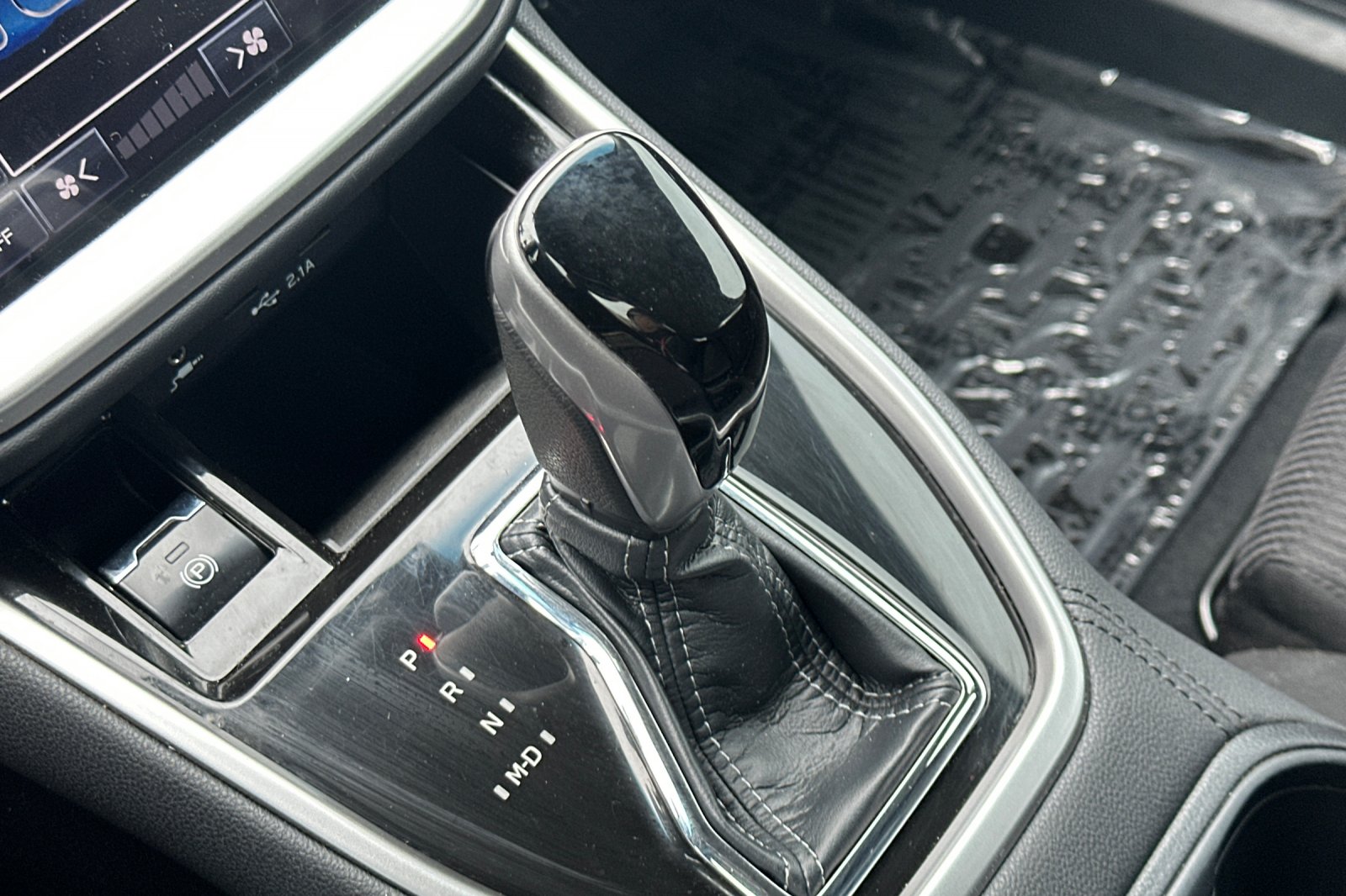 Used 2022 Gray Subaru Premium image 17
