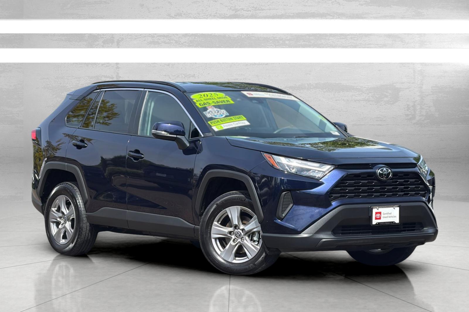 2025 Toyota RAV4 XLE AWD's photo