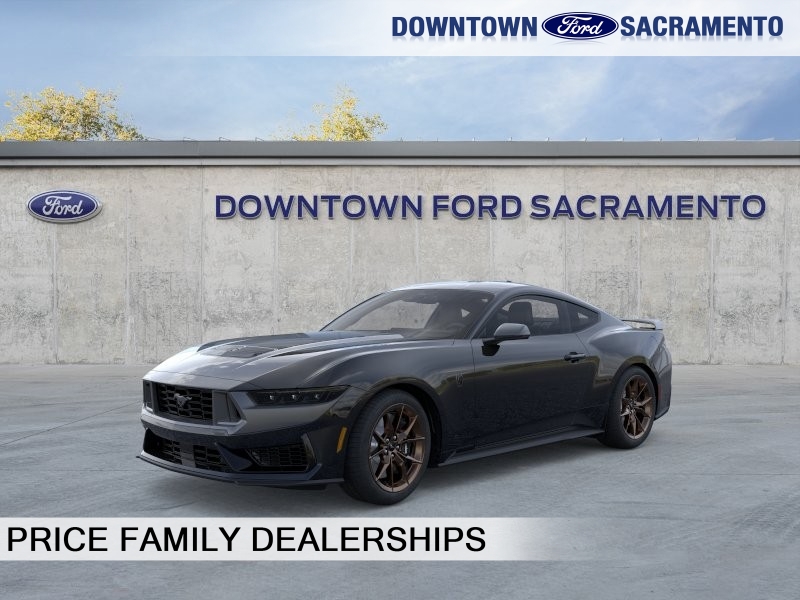 2026 Ford Mustang Dark Horse's photo