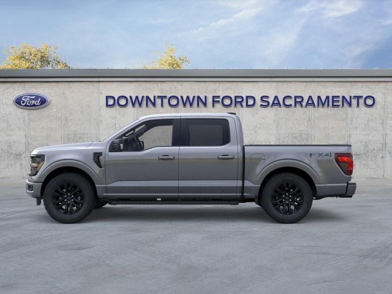 New 2026 Carbonized Gray Metallic Ford XLT image 4
