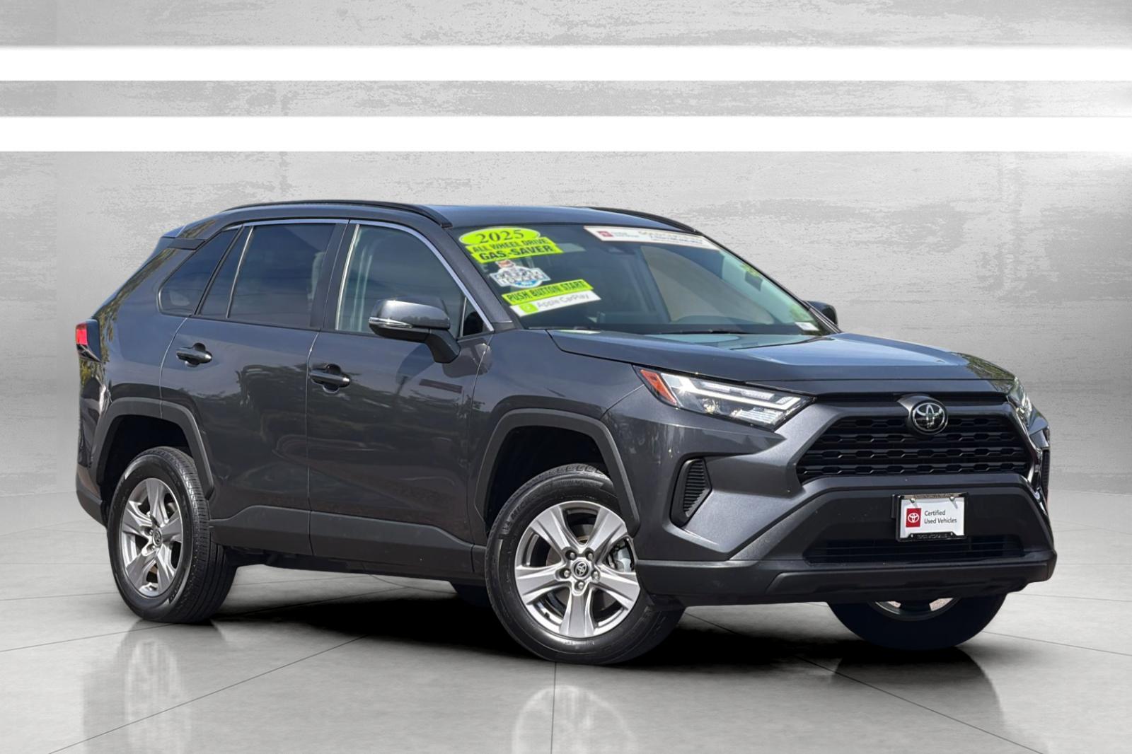 2025 Toyota RAV4 XLE AWD's photo