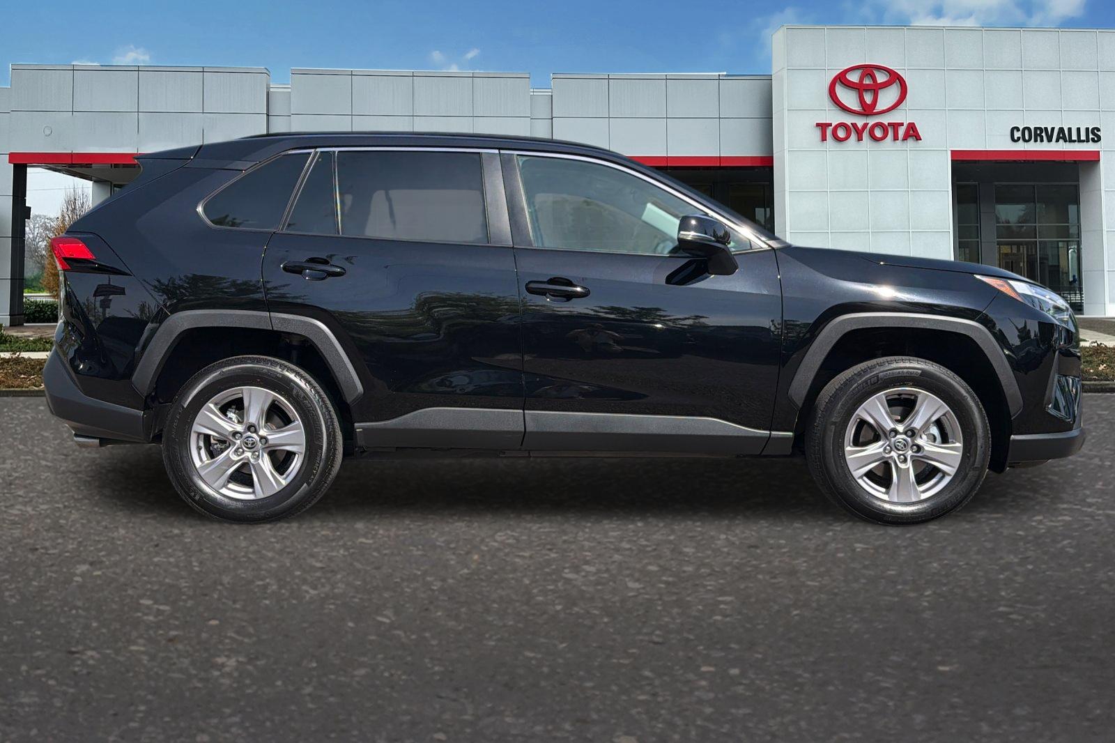 Used 2025 Black Toyota XLE image 3