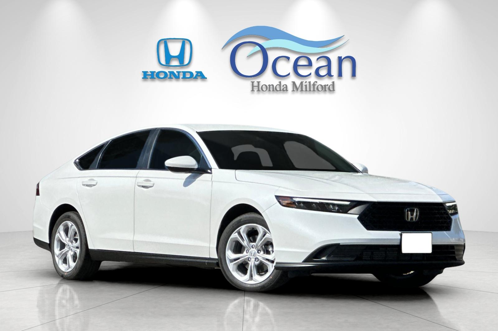 New 2026 Platinum White Pearl Honda LX image 7