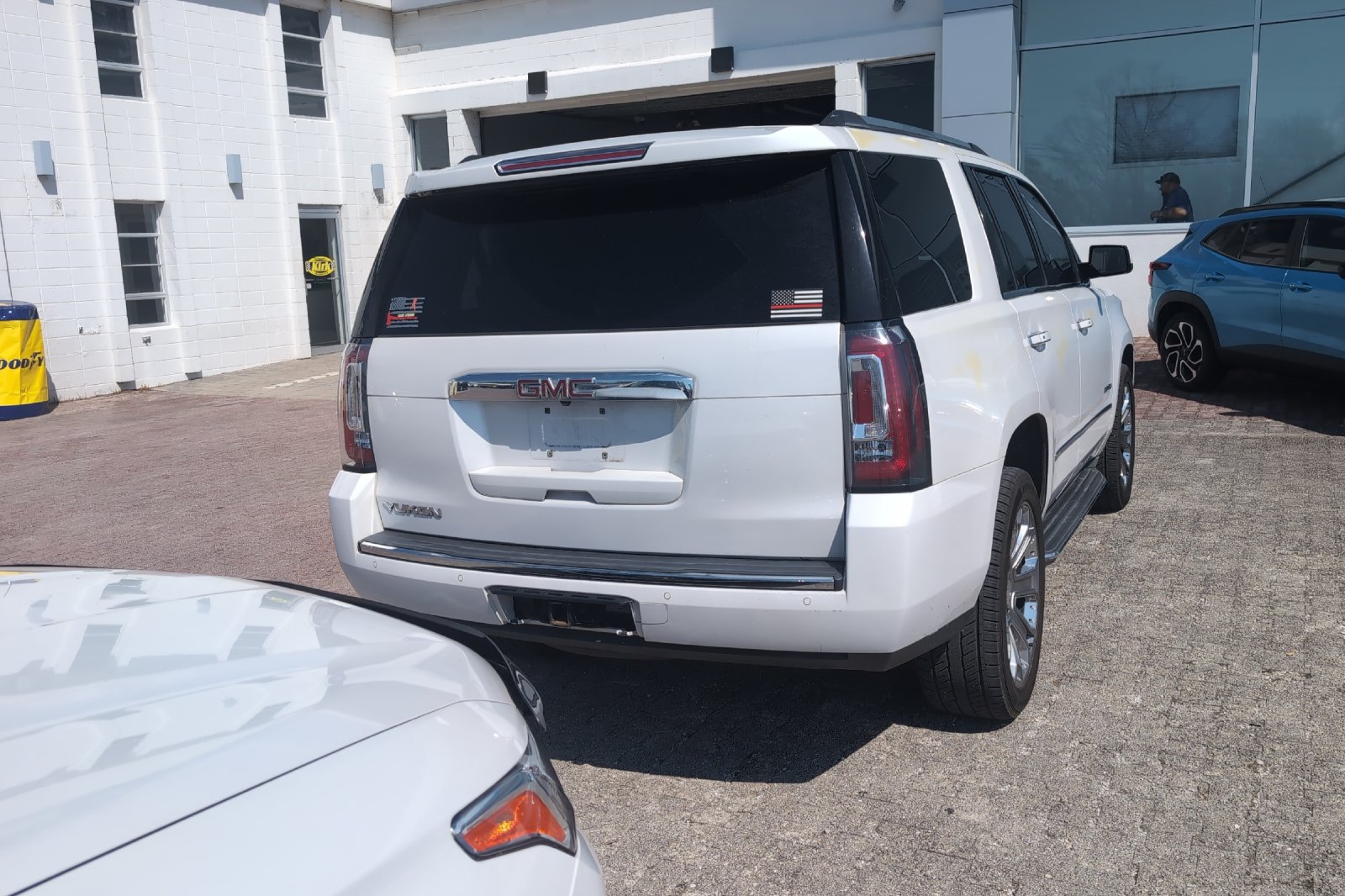 Used 2016 White GMC Denali image 6
