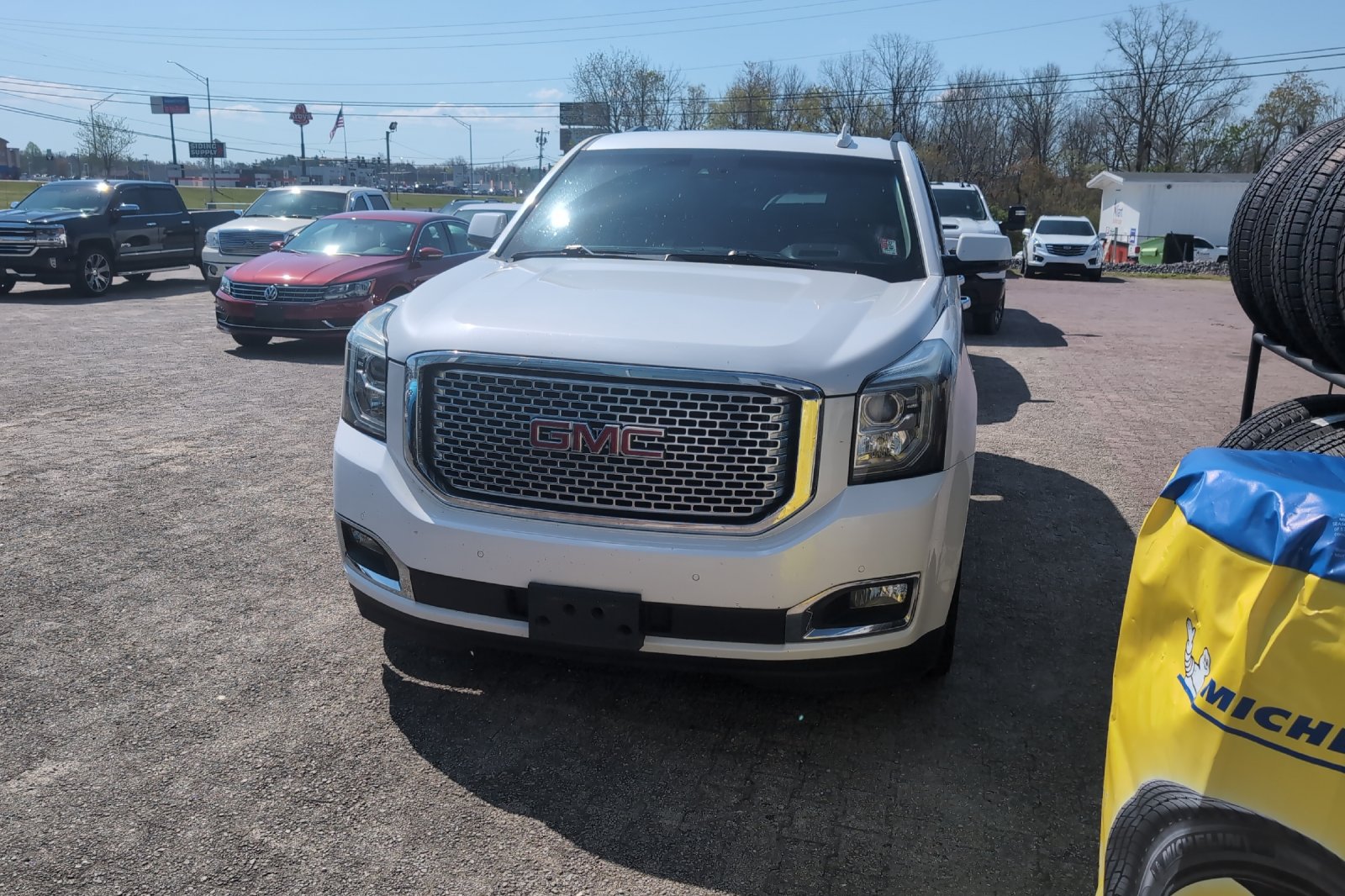 Used 2016 White GMC Denali image 9