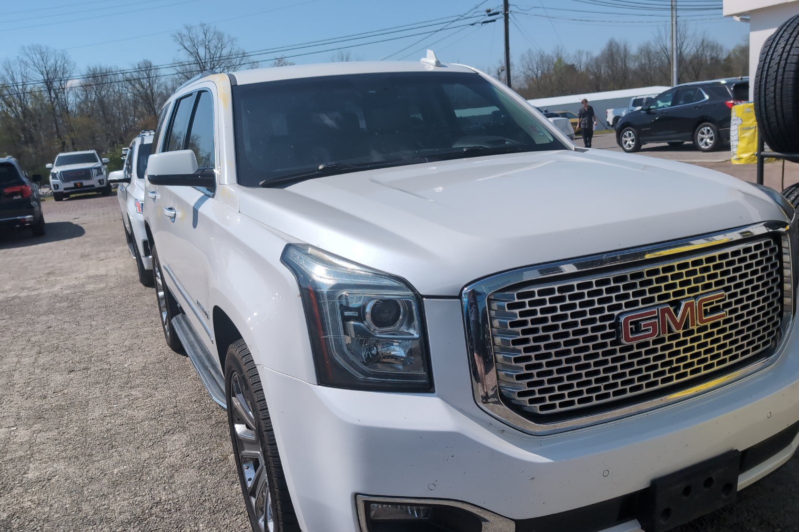 Used 2016 White GMC Denali image 11
