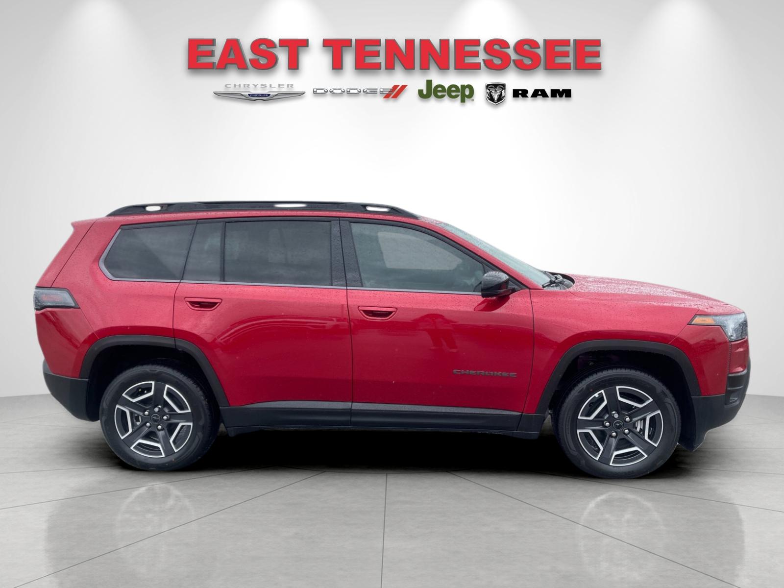 New 2026 Red Hot Pearlcoat Jeep Limited image 2