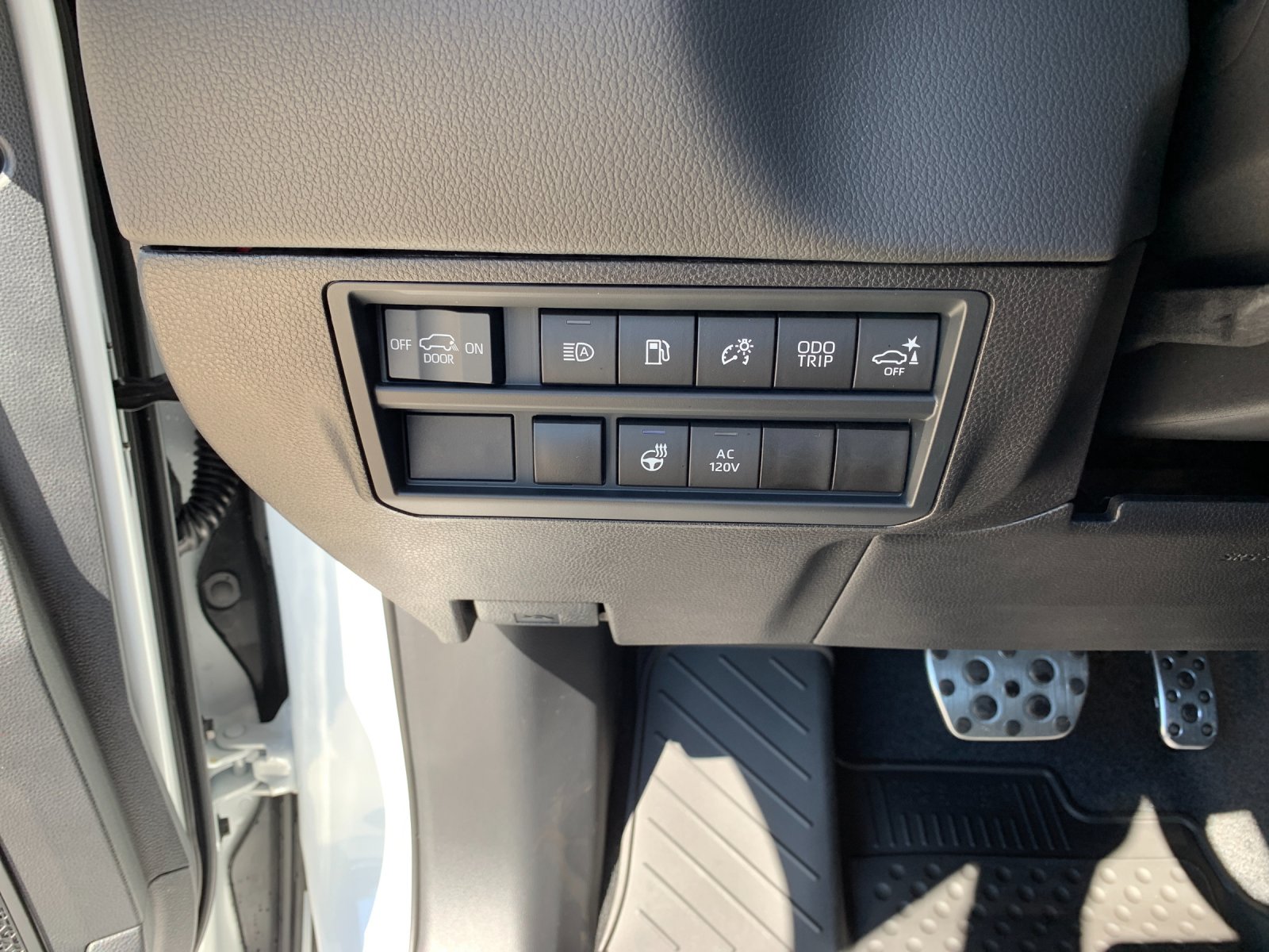 New 2026 Wind Chill Pearl Toyota Limited image 34
