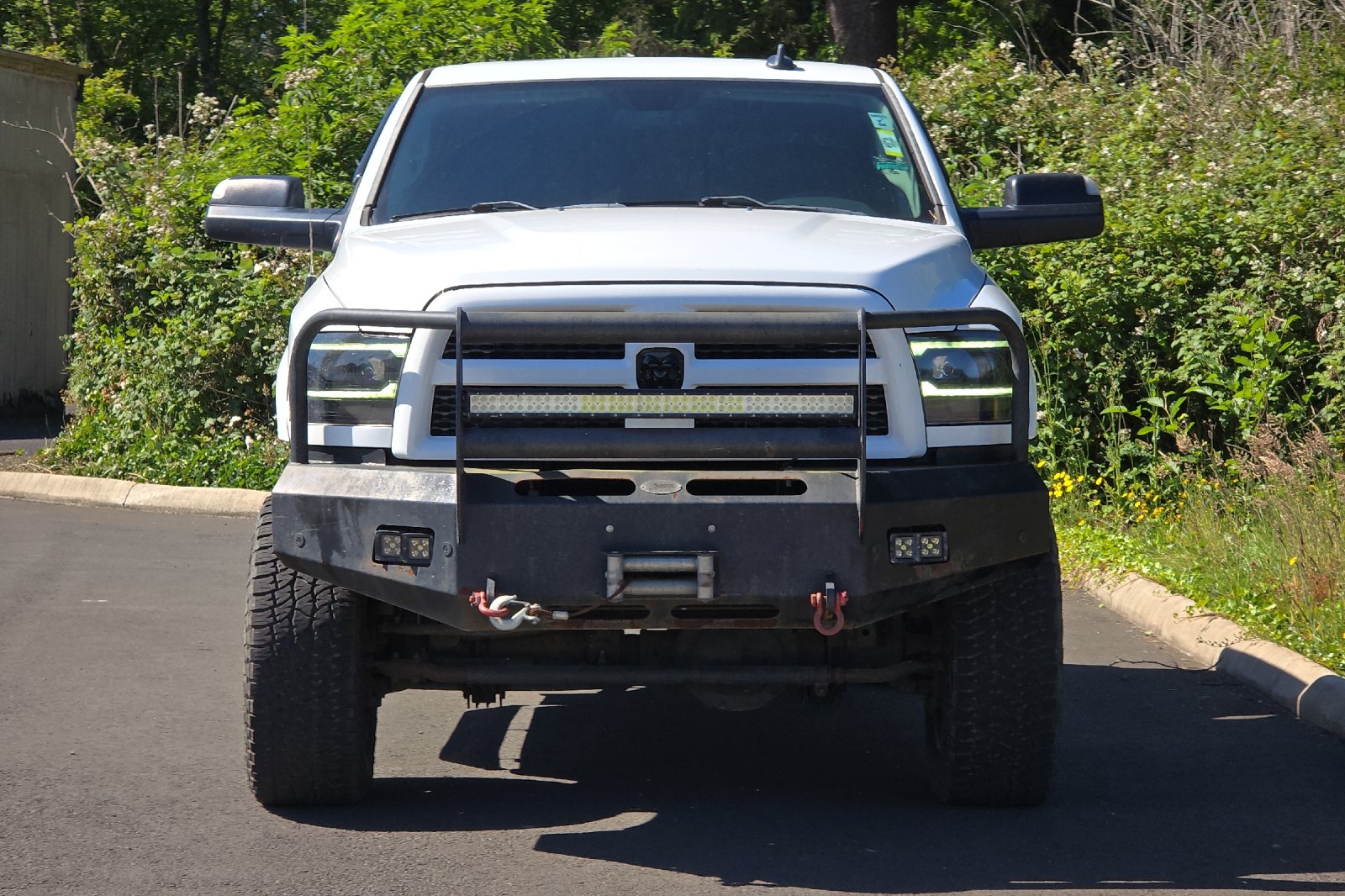 Used 2017 White Ram Laramie image 6