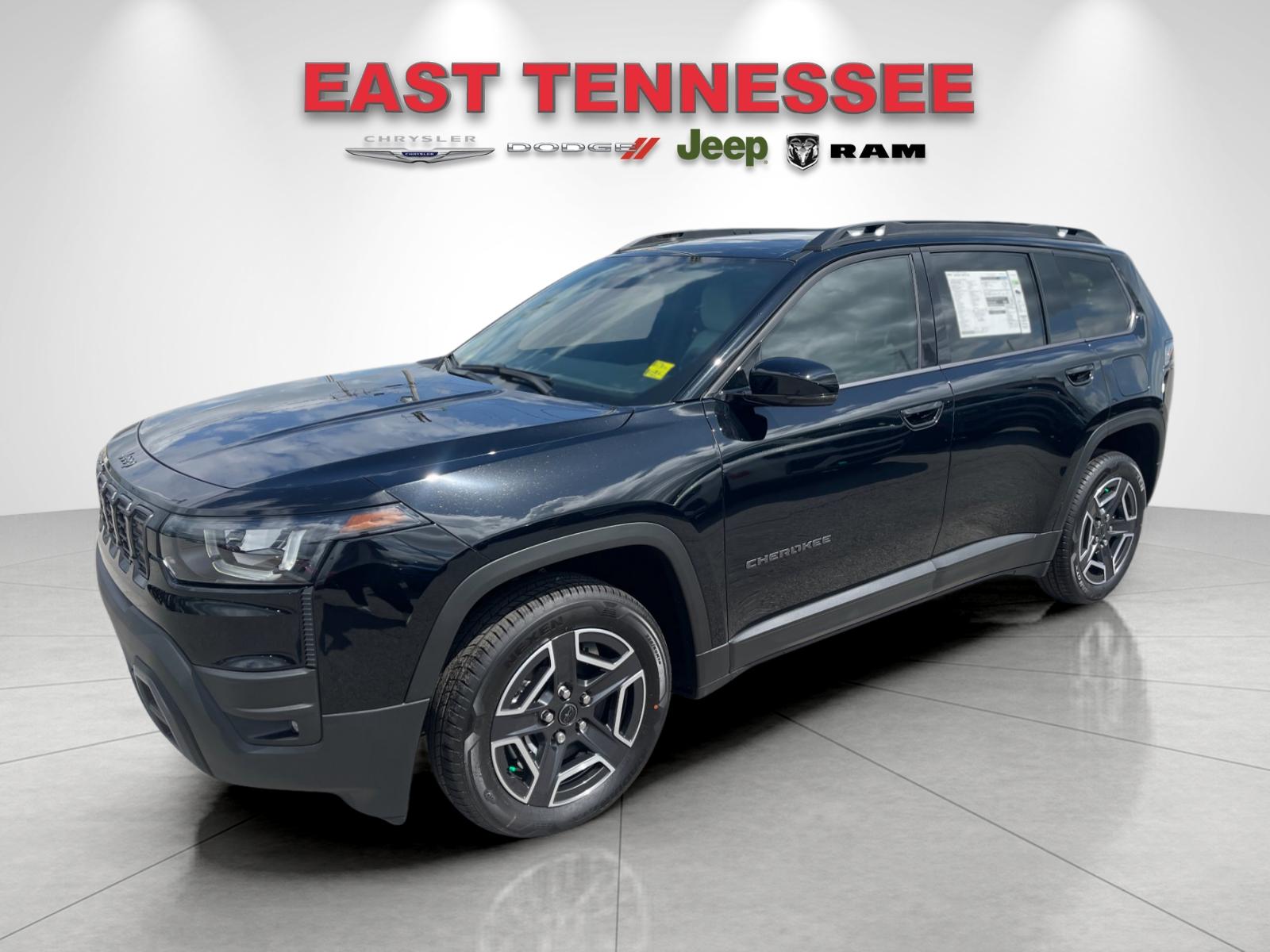 New 2026 Diamond Black Crystal Pearlcoat Jeep Limited image 7